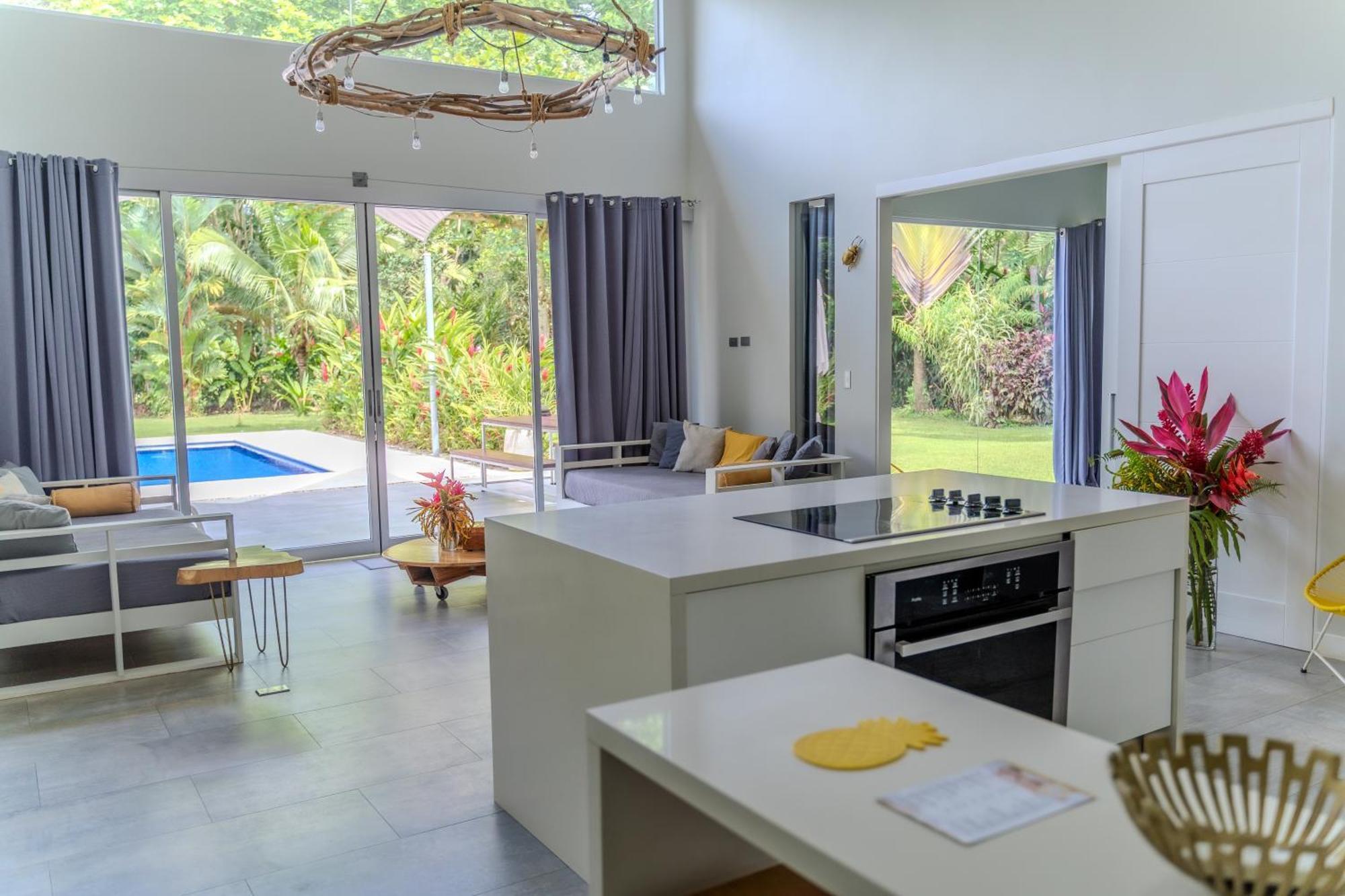 Lilan Nature, Modern House N°1, Private Swimming Pool. Cahuita Esterno foto